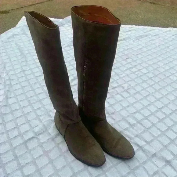 UGG Gracen Tan Suede Riding Boots 1017344 - Picture 2 of 12